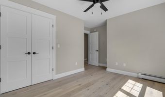 52 Woodbrey Ln, Standish, ME 04084