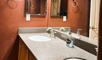 1102 E Mud Spring Canyon Ln, Sahuarita, AZ 85629