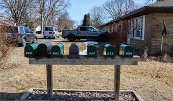 302 E Elmwood St, Arlington, MN 55307