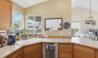1038 S WEST Dr, Airway Heights, WA 99001