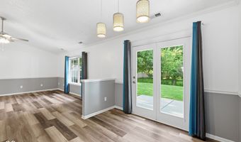 8449 Inland Dr, Avon, IN 46123