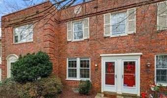 1400 S BARTON St 425, Arlington, VA 22204