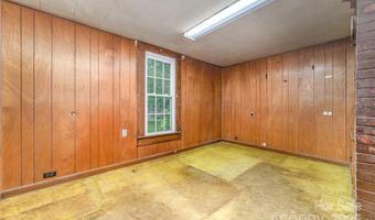 520 Eastwood Park Cir, Albemarle, NC 28001