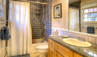 6 June Way, Little Compton, RI 02837