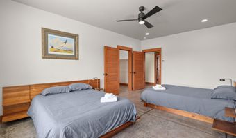 10771 E Langell Valley Rd, Bonanza, OR 97623