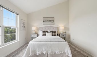 44125 TIPPECANOE Ter, Ashburn, VA 20147