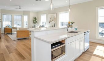 340 Heights Rd 302, Darien, CT 06820