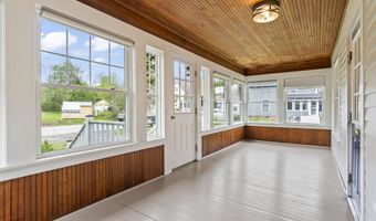 7 John St, Belfast, ME 04915