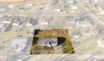 230 S 4th St, Austin, IN 47102