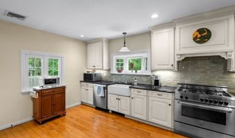 184 Hillside Ave, Bedminster, NJ 07921