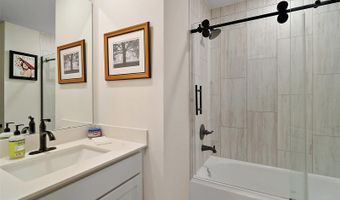 12952 DEL LAGO Dr, Astatula, FL 34705