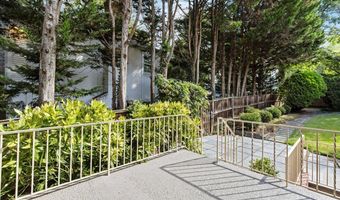 5013 WORTHINGTON Dr, Bethesda, MD 20816