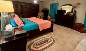 Spacious 4-Bedroom Home on 2.38 Acres with Country Charm, Ardmore, OK 73401