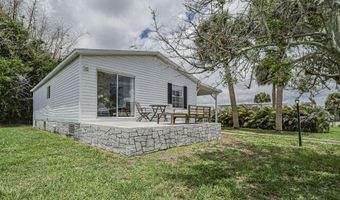 818 Thrush Cir, Barefoot Bay, FL 32976