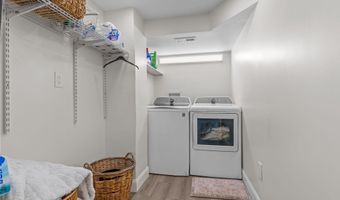 996 WHITNEY Ln, Ambler, PA 19002