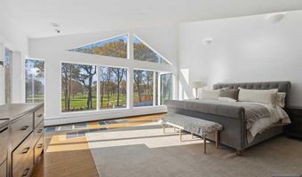 23 Rio Vista Dr, Alpine, NJ 07620