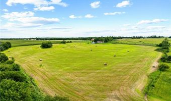 9012 NW State Route 52 Hwy, Amoret, MO 64722