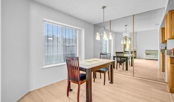 832 W Commonwealth Ave, Alhambra, CA 91801