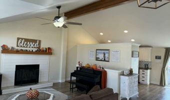 5471 Jerry St, Chubbuck, ID 83202