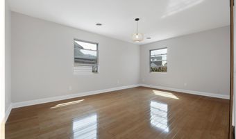 51 W 48TH St, Bayonne, NJ 07202