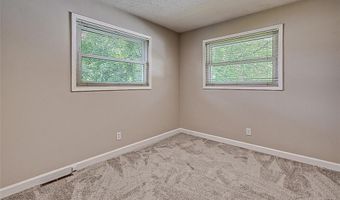 1856 Old Farmer Rd, Asheboro, NC 27205