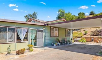 636 N Glen Oaks Dr, Alpine, CA 91901