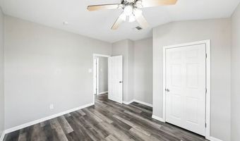 9404 Crow Ln, Adkins, TX 78101
