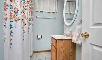 1002 SE 8th St, Ankeny, IA 50021