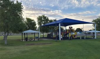 2053 Sweetwater Dr, Bullhead City, AZ 86442