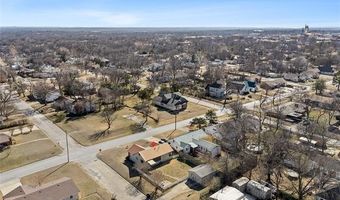 917 E Street NW, Ardmore, OK 73401