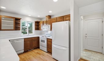 2533 21ST Ave, Albany, OR 97322