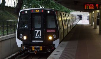 8260 Colling Manor Ct Plan: JAMESTOWN II, Alexandria, VA 22308