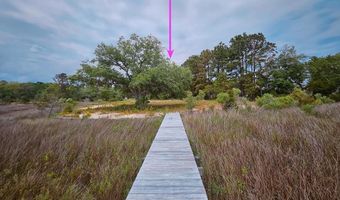 7919 Pelican Bay Dr, Awendaw, SC 29429