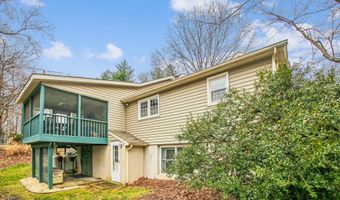 2 SEVERN Dr, Annapolis, MD 21401