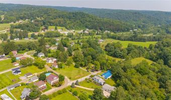 218 High St, Amsterdam, OH 43903