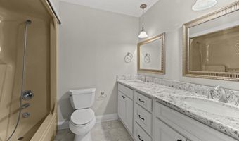 9916 La Paz Ct, Baton Rouge, LA 70818