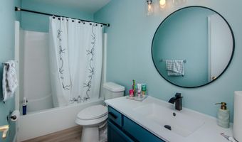 3244 Dunwoodie Rd, Ann Arbor, MI 48105