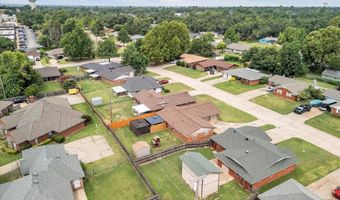 6804 NW 25th St, Bethany, OK 73008