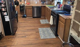 377 Gravy Branch Rd, Artemus, KY 40903