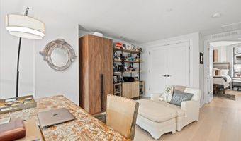 1201 N ROYAL St 214, Alexandria, VA 22314