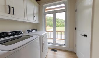 220 Joe Baker Rd, Batesville, AR 72501