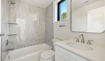 5805 MASSACHUSETTS Ave, Bethesda, MD 20816