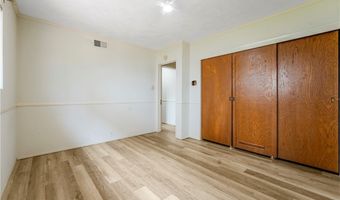 1300 Oak Ave, Carlsbad, CA 92008