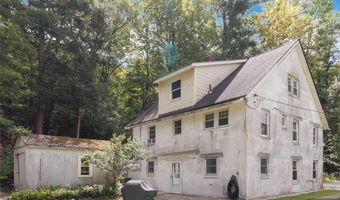 5 Fanwood Ct, West Milford, NJ 07421