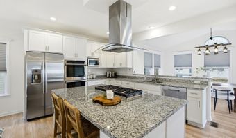 663 Sandker Ln, Anderson Twp., OH 45255