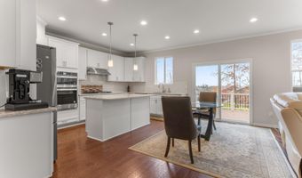 2825 Dillon Dr, Ann Arbor, MI 48105