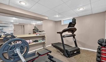 15807 Meyer Ave, Allen Park, MI 48101