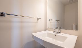 8626 S PARK Dr 6, Berlin, MD 21811