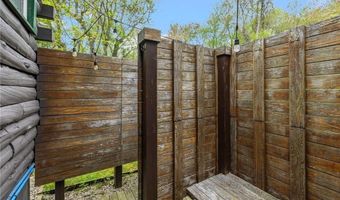 4 Ottawa Trl, Narragansett, RI 02882