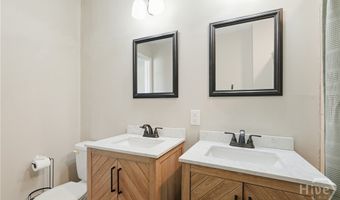 205 Pamela Dr, Allenhurst, GA 31301